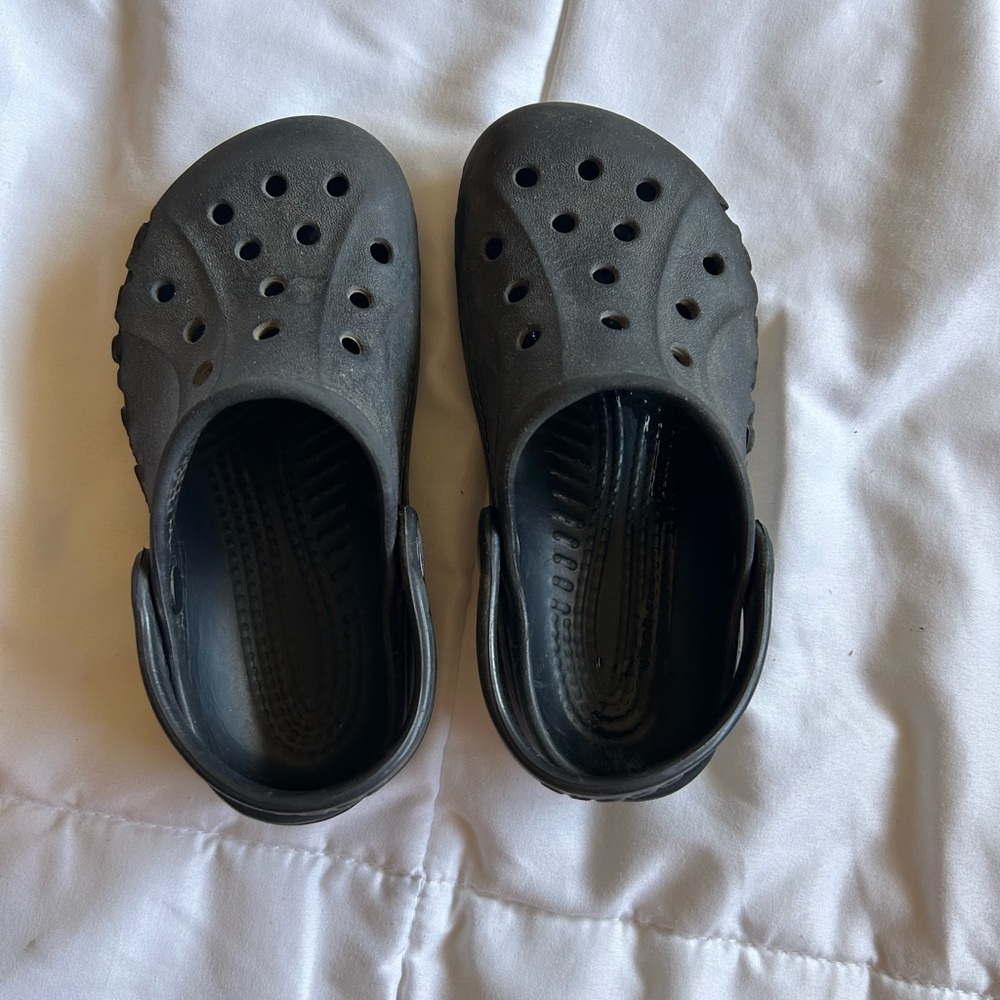 Crocs child Sz 10-11